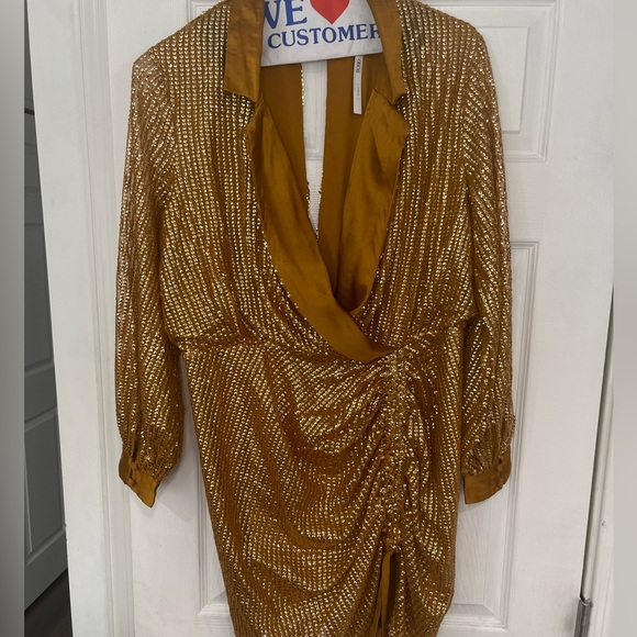 NWT ASOS SEQUINS DRESS✨ - Picture 3 of 8